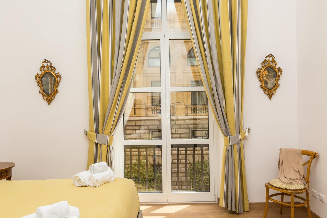 Prestigious Apartment Via Barberini روما المظهر الخارجي الصورة