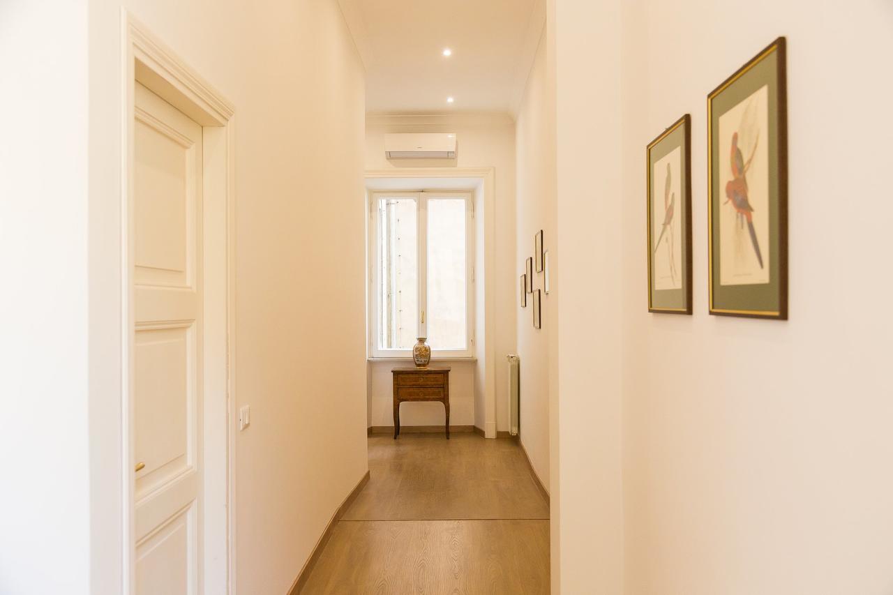 Prestigious Apartment Via Barberini روما المظهر الخارجي الصورة